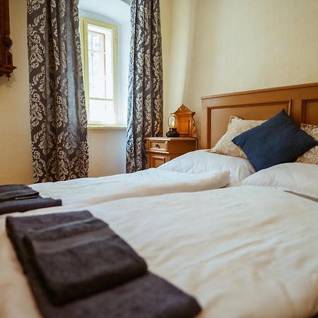 Apartmán Rodný dom Deža Hoffmanna Banská Štiavnica Exterior foto
