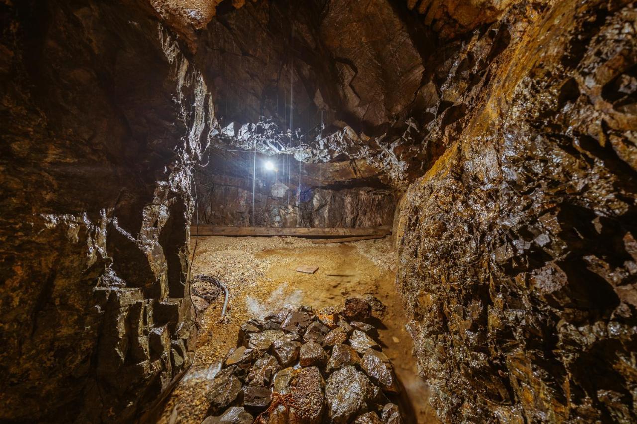 Apartmán Rodný dom Deža Hoffmanna Banská Štiavnica Exterior foto